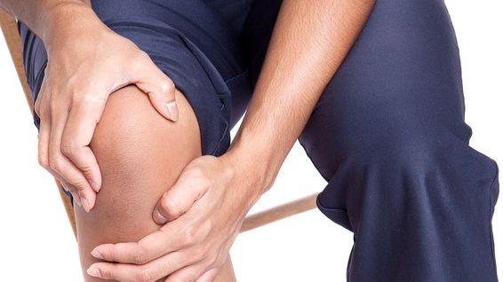 Scapă de apa la genunchi, în 12 zile! Această terapie 100% naturală are efecte uimitoare