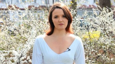 Cea mai înţelegătoare soţie? Înşelată de 18 ori, de 6 ori doar cu prietene bune: De ce l-a iertat