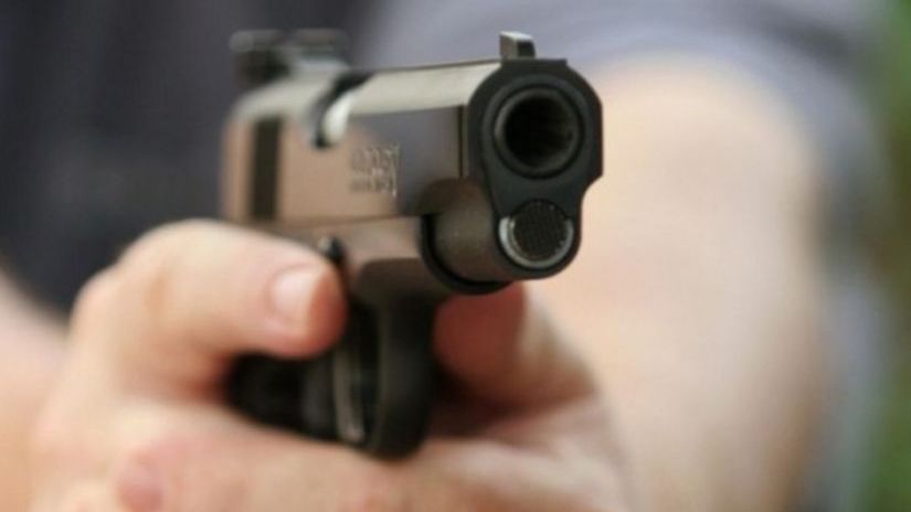 Atac cu arme de foc într-un club de noapte din SUA.  Un mort şi şapte răniţi 