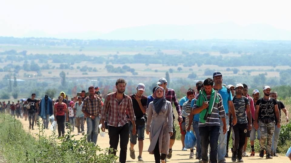 Criza imgranţilor. UE dă un ultimatum Greciei pentru a nu fi suspendată din spaţiul Schengen 