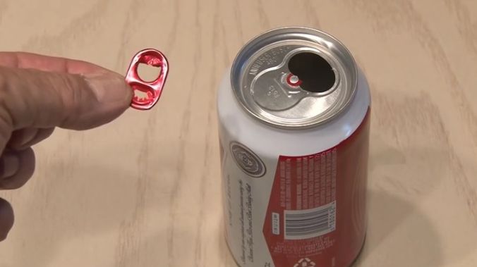 Cum poţi dubla semnalul wireless în casă cu ajutorul unei doze de bere