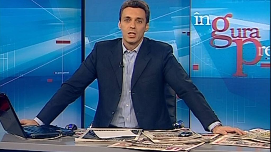 Mircea Badea le cere fanilor să-i dea ”like” pe Facebook lui Iohannis, după declarația despre Antene