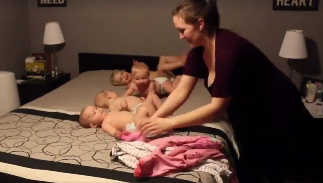 Ea este "supermămica"! Filmuleţul a adunat peste 43 de milioane de vizualizări în doar 4 zile