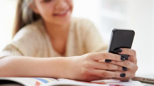 7 motive să îl suni tu prima