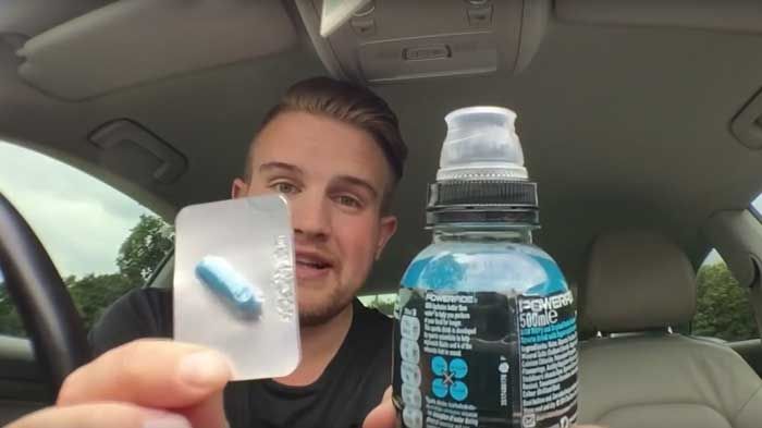 I-a strecurat o Viagra în băutură celui mai bun prieten. Ce i s-a întâmplat bărbatului e ŞOCANT