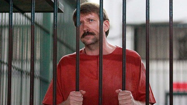 Schimb de prizonieri: traficantul de arme Viktor Bout oferit pentru pilotul ucrainean Nadia Savcenko