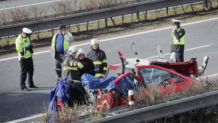 Grav accident rutier în Cehia. Patru cetăţeni români au murit. Alţi trei, grav răniți