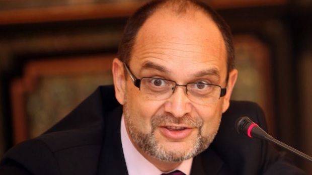 Cum a câştigat profesorul Adrian Curaj peste 119.000 de euro din proiecte europene 
