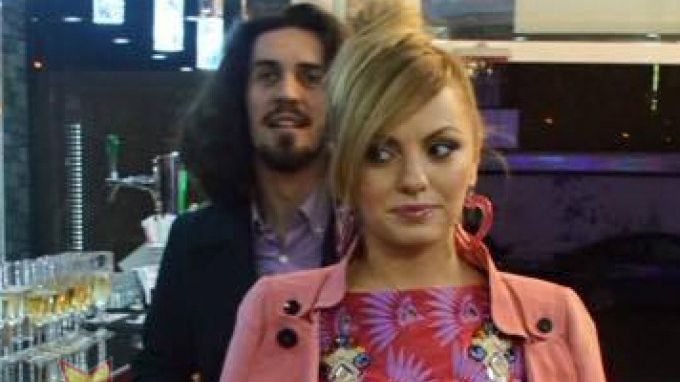 Alexandra Stan s-a afişat cu noul iubit