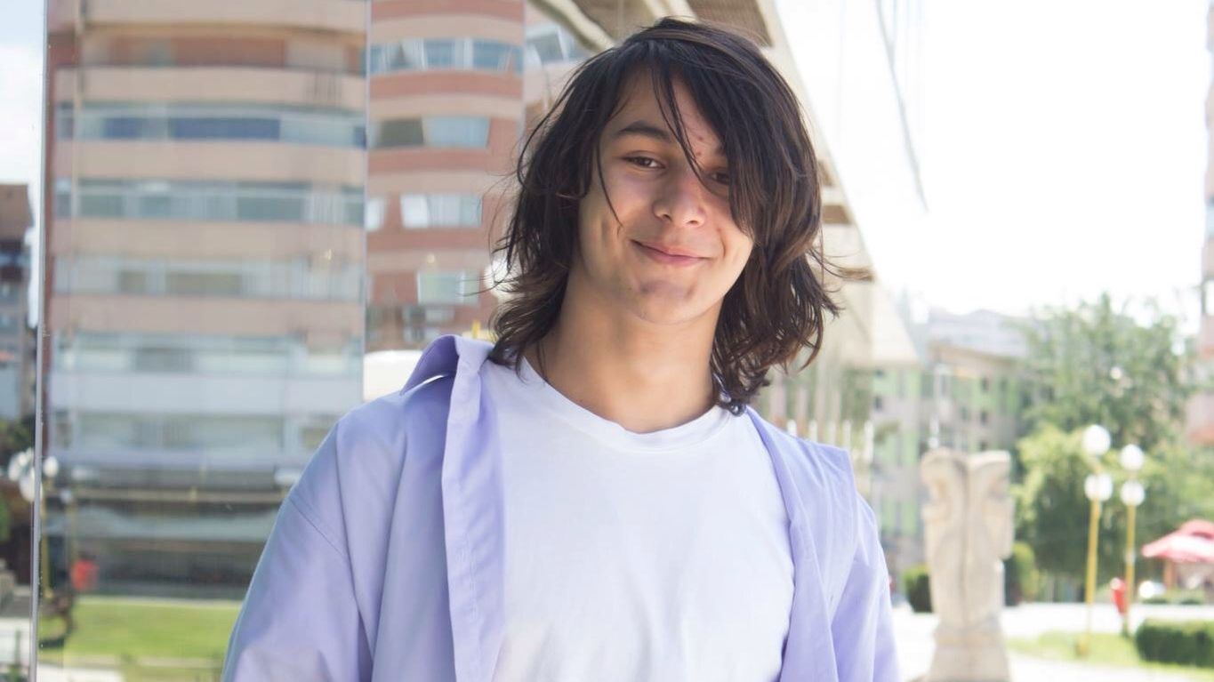 Scrisoarea unui adolescent: Liceul, un "abator mental şi spiritual". Cum au reacţionat profesorii