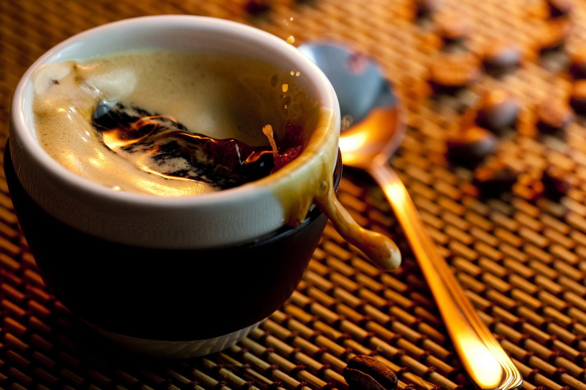 Alimente sănătoase pe care să NU le consumi dacă iei medicamente