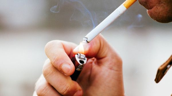 Cu acest sirop natural, preparat acasă, te poţi lasă de fumat extrem de uşor