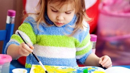 Sute de grădinițe fantomă în România! Cum fentează acreditarea de la Ministerul Educației 