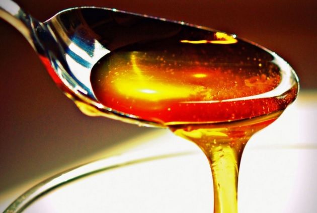 Cum îţi pot schimba viaţa două linguriţe cu MIERE. Milioane urmează această dietă uluitoare