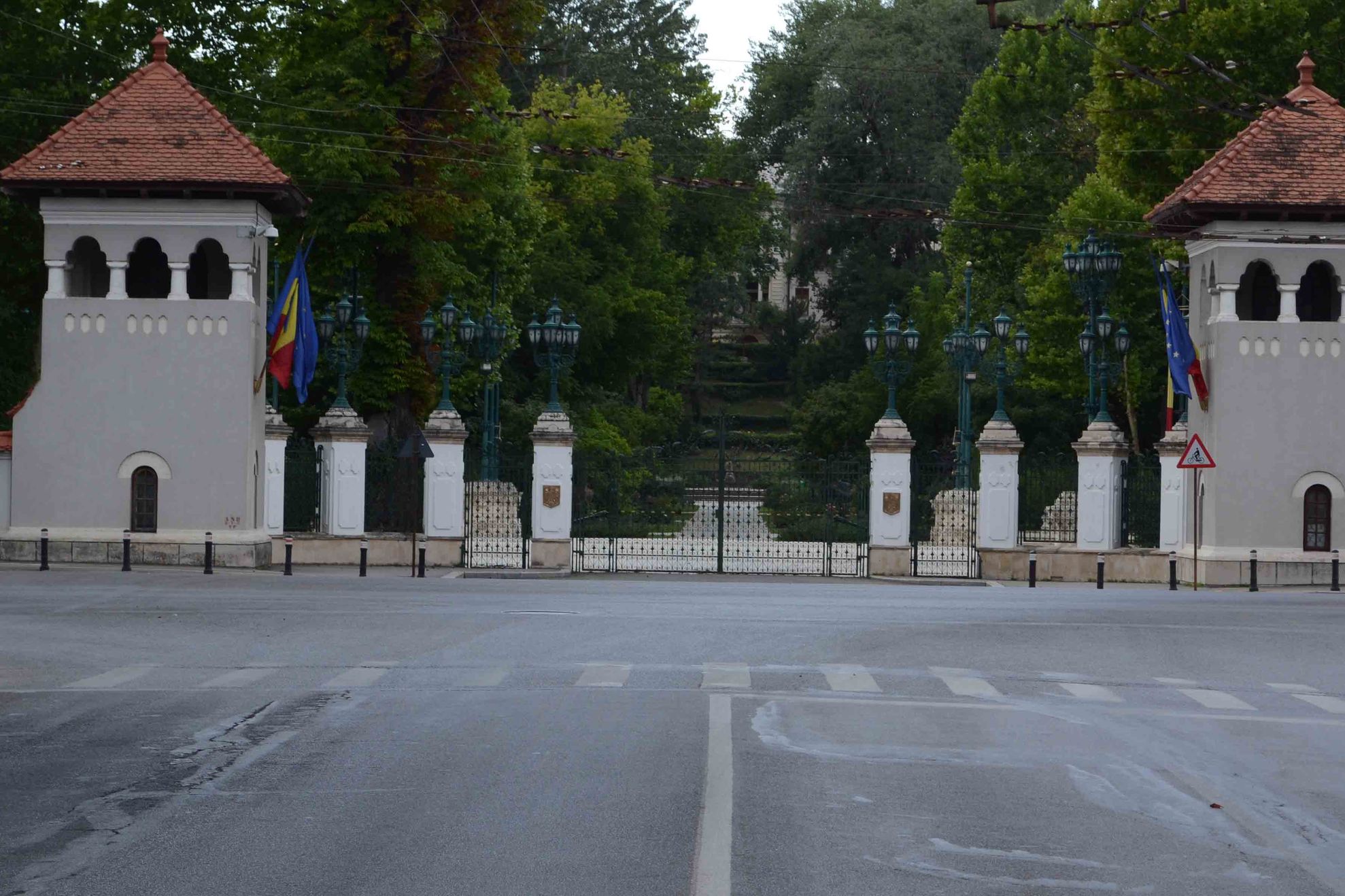Președinția vrea sistem de irigaţii la Cotroceni. Câte milioane de lei e dispus să dea Iohannis 