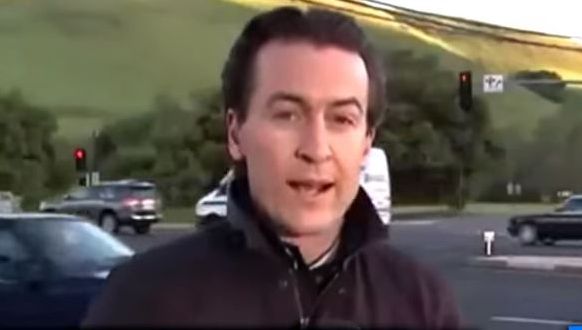 Un reporter, la un pas să-și piardă viața în direct