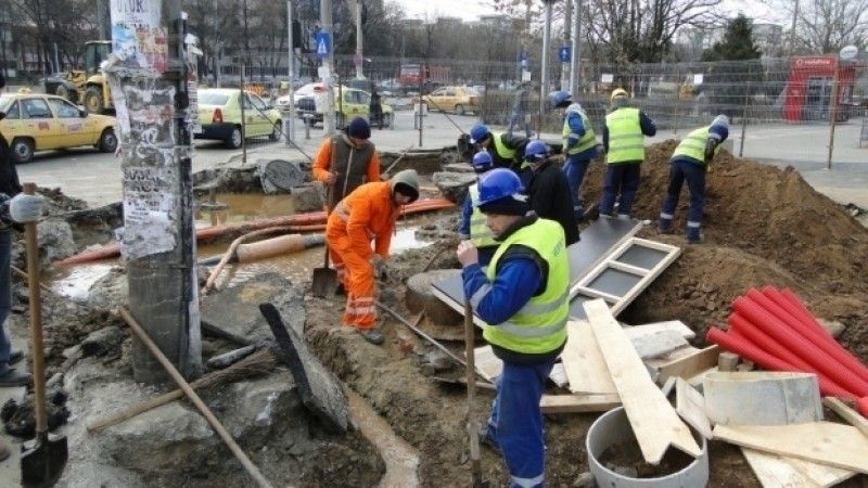 Străinii, preferați în detrimentul românilor, de către angajatori. Foto/Arhivă
