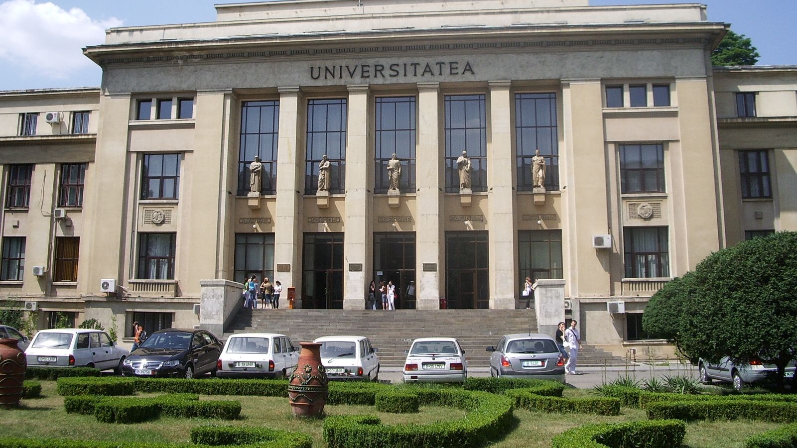 Universitatea din București, reacție de ultimă oră după acuzațiile formulate de Victor Ponta 
