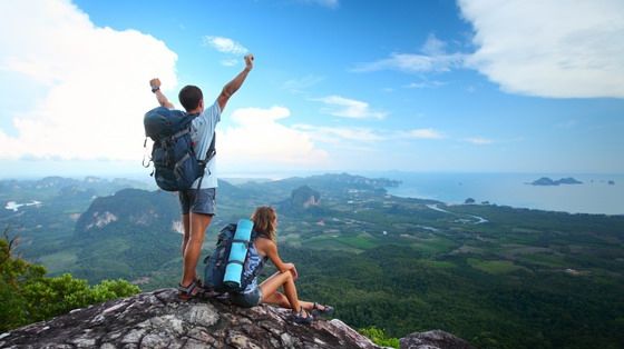 Doi turişti germani, răniţi după ce au detonat din greşeală o mină