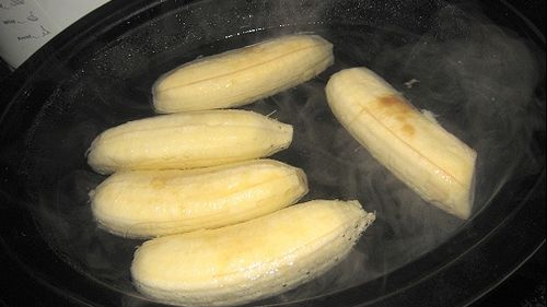 A fiert o banană și a băut ceaiul obținut. S-a vindecat imediat