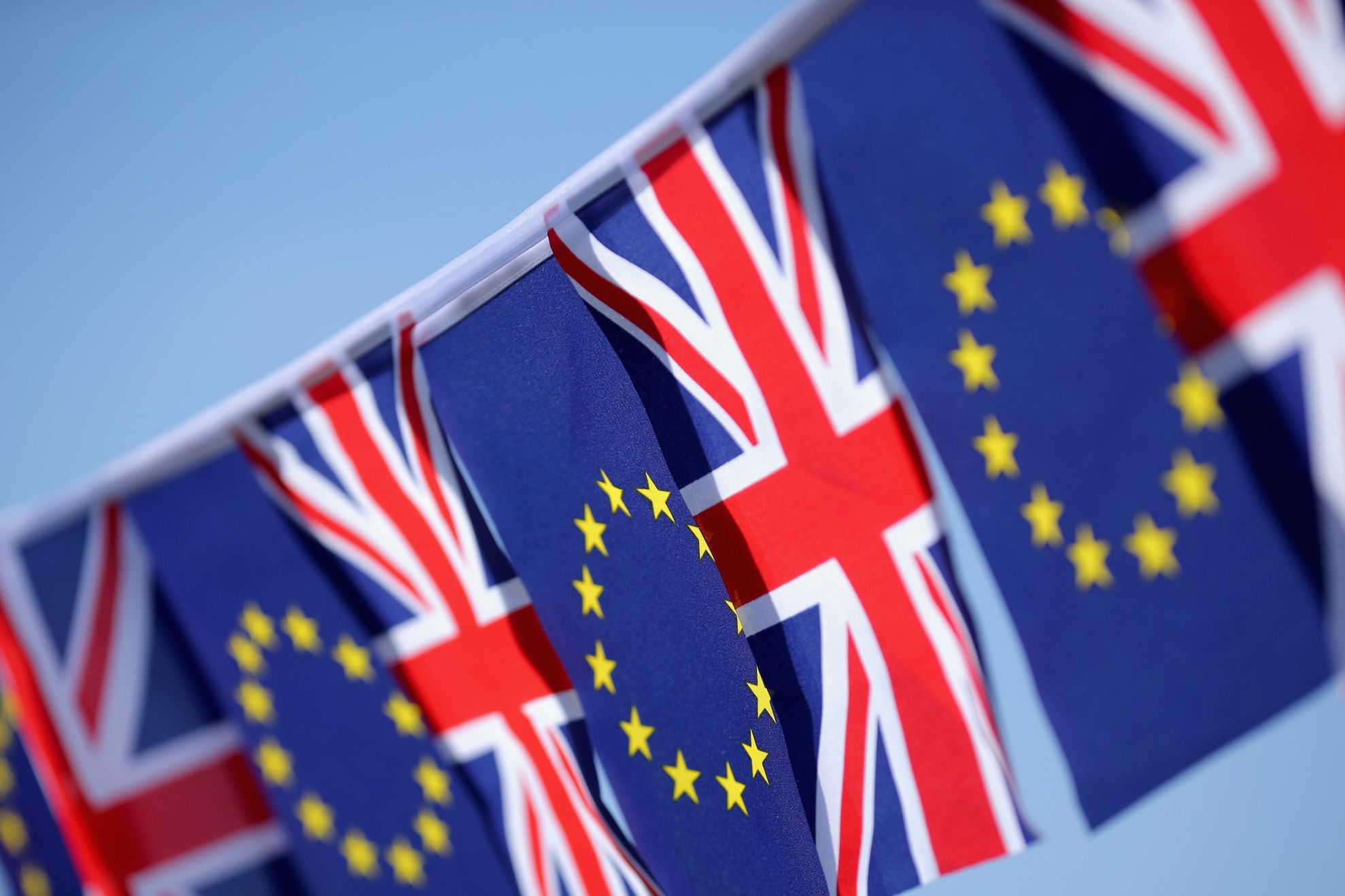 Petiţia pentru al doilea referendum privind apartenenţa Marii Britanii la UE, MILIOANE de semnături
