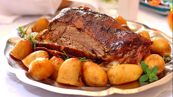 Carne de miel sau de ied pe masa de Paște? Avertismentul nutriționiștilor