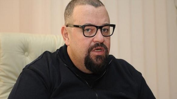 Piedone este susținut de Florin Salam printr-un cântec 