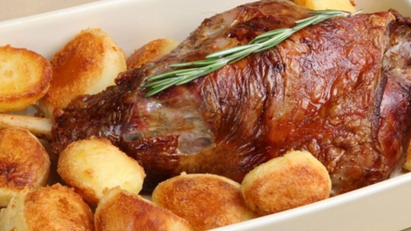 RETETE DE PASTE. Cele mai delicioase reţete de Paşte cu carne de miel