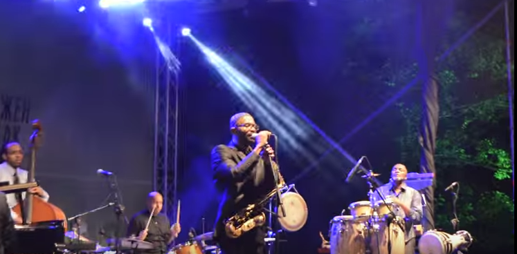 Legendarul saxofonist KENNY GARRETT vine la București cu ultimul său album "Pushing The World Away”
