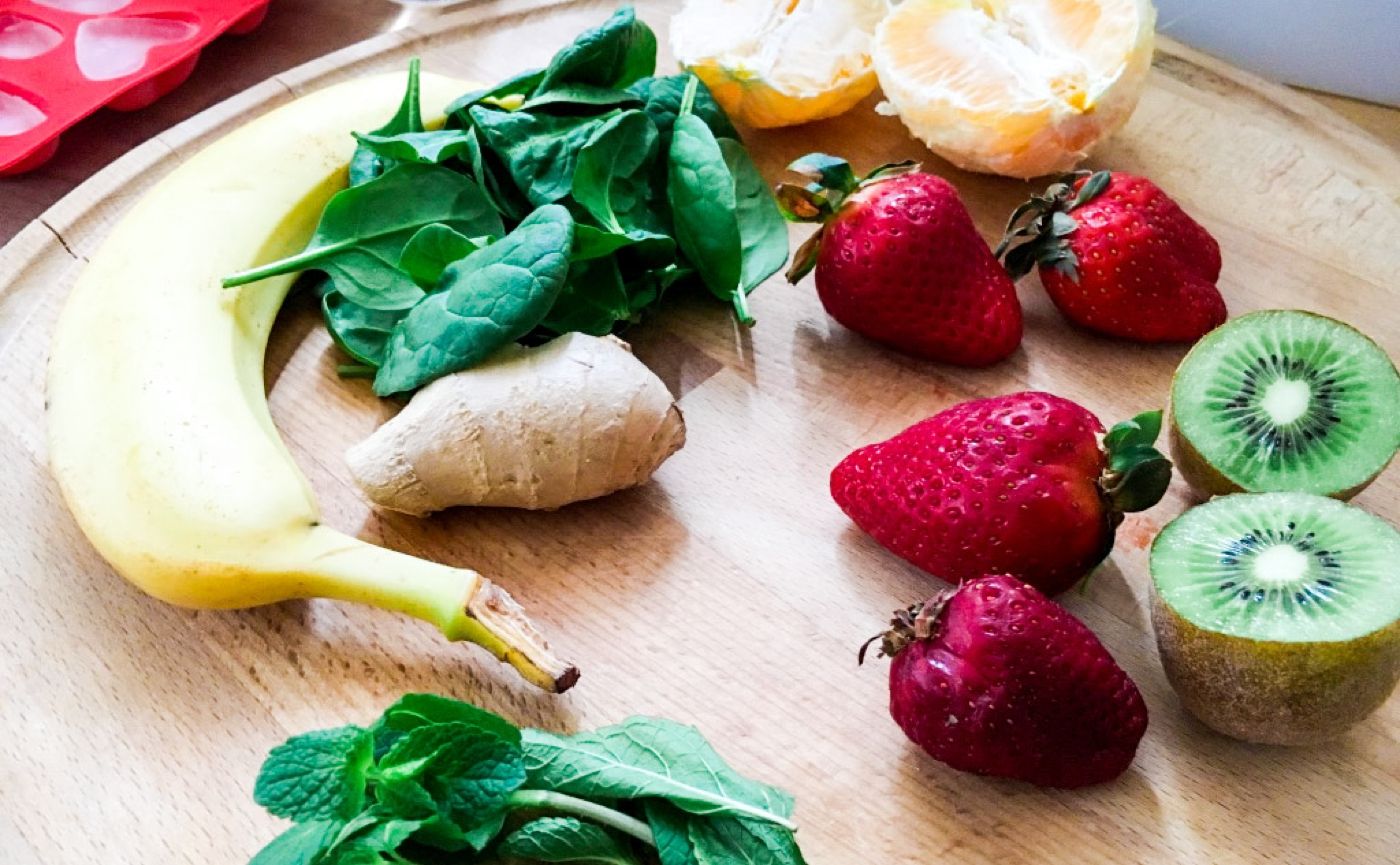 Secretul tenului Laurei Cosoi: Beau "curcubeu de vitamine". Cum se prepară