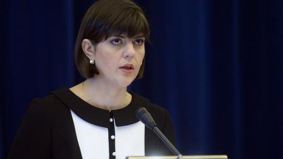 Kovesi: Ar trebui o lege care să interzică celor condamnaţi definitiv să rămână în funcţie
