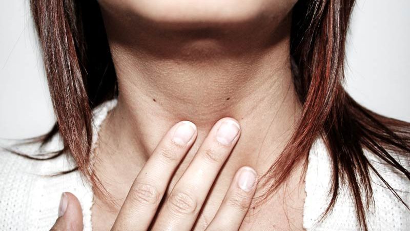 Află cele mai frecvente simptome ale bolii tiroidiene și cum trebuie să le tratezi!  