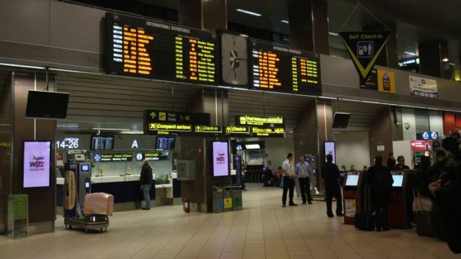 Grevă pe Aeroportul Otopeni. Comunicatul TAROM pentru pasageri