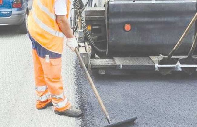 Lucrările la bulevardul Tomis din Constanţa, un flintic, care durează o veşnicie 