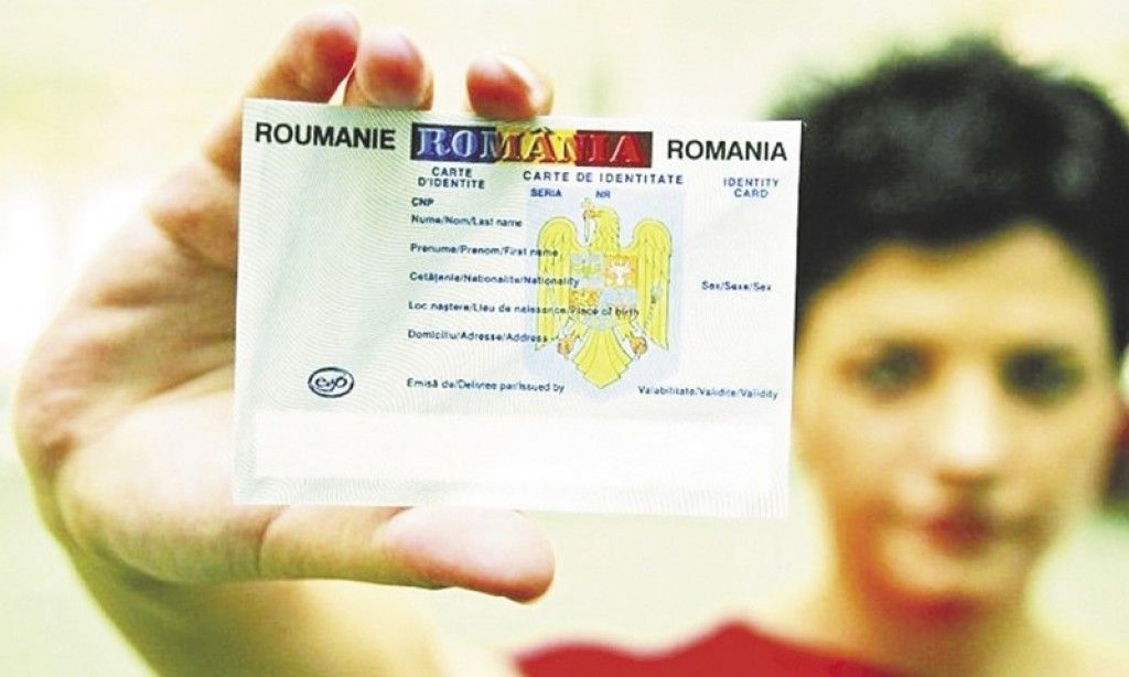 Schimbare MAJORĂ pentru români. Cum vor arăta noile BULETINE de IDENTITATE: mici şi cu PIN