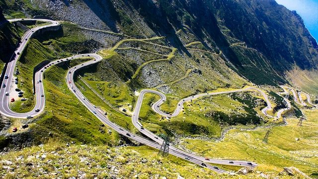 Transfăgărășanul se închide