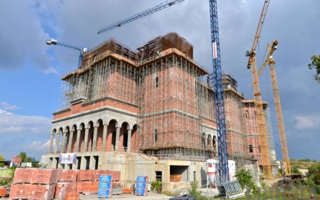 Primăria Capitalei dă 15 milioane de lei pentru Catedrală. Decizia, luată în Consiliul General