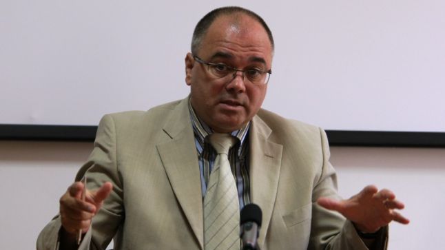 Managerul Spitalului Judeţean Constanţa, reţinut de DNA, după ce a fost prins luând mită