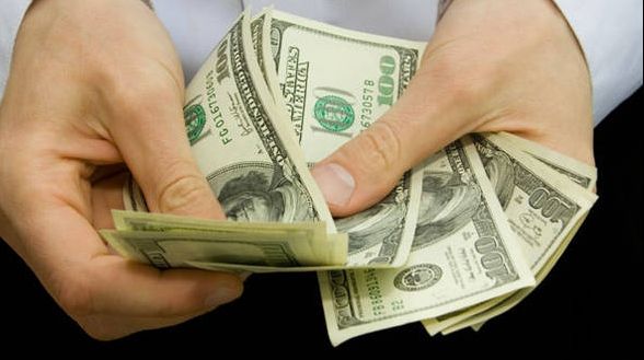 Leul, la un nou minim față de dolar: 4.3263