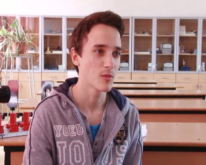 Cu ce a fost răsplătită performanţa unui elev genial din Moreni, pentru medalia de aur la Fizică