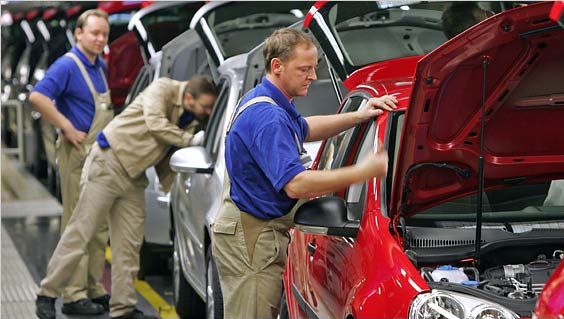 Industria auto germnaă, influențată de victoria lui Trump. Foto/Profimedia