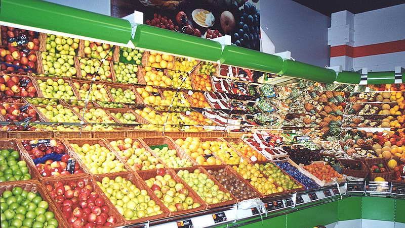 ALERTĂ. Caise şi nectarine din Turcia, cu pesticide peste limitele admise, vândute în România