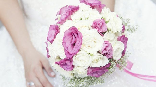 Ce nu ştiai despre florile de nuntă. Superstiţiile de care e bine să ţii seama!