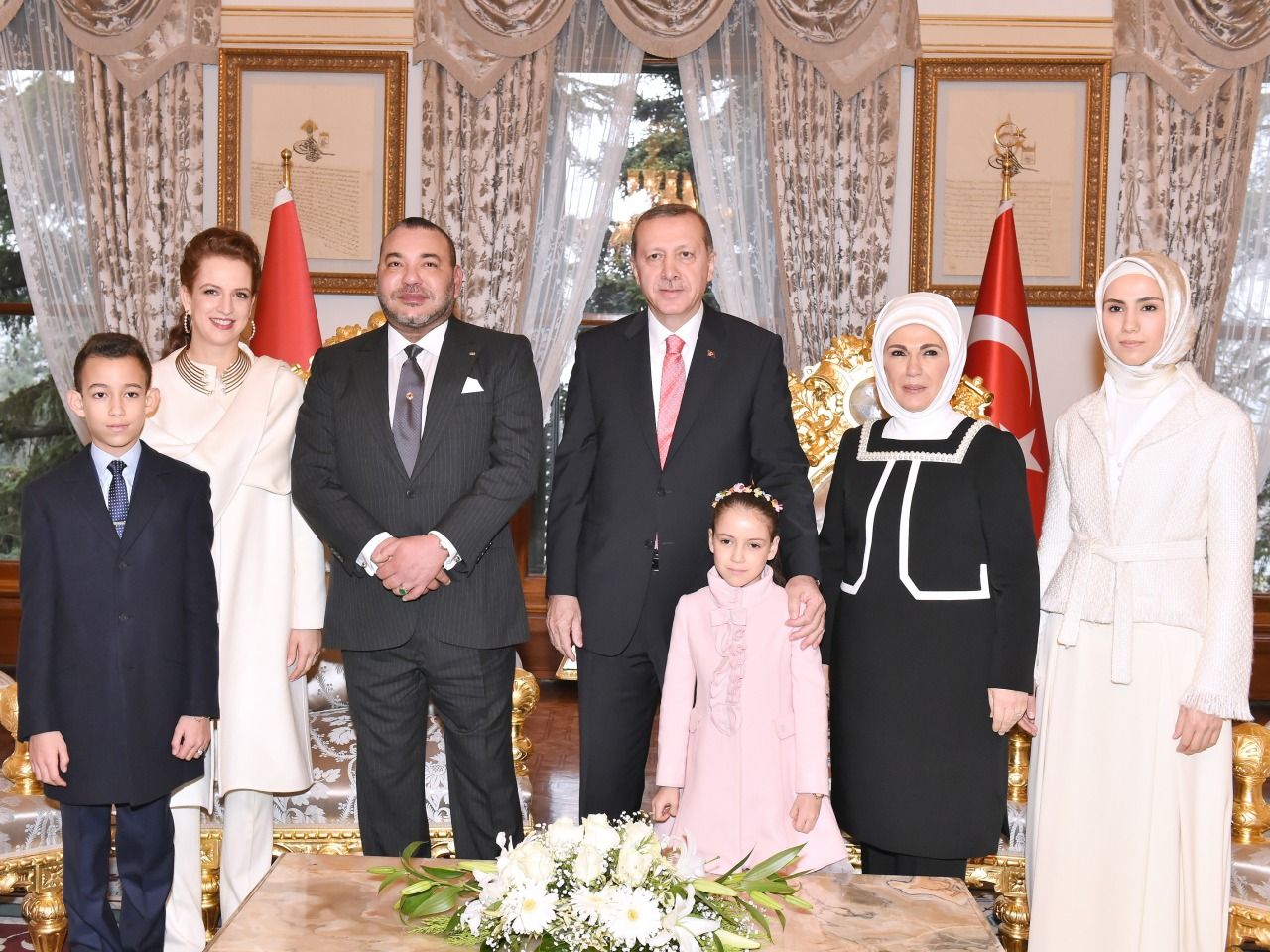 FOTO. Securitatea maximă la nunta fiicei lui Erdogan. Cum arată Sumeyye în rochie de mireasa