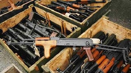 România şi alte 12 state UE bănuite de complicitate la crime! Au exportat arme către Egipt