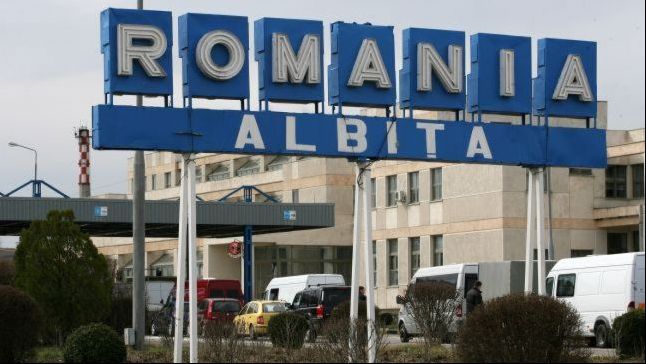 Vama Albița - garanția că poți intra liniștit în România cu mașini dunioase. Foto/Arhivă