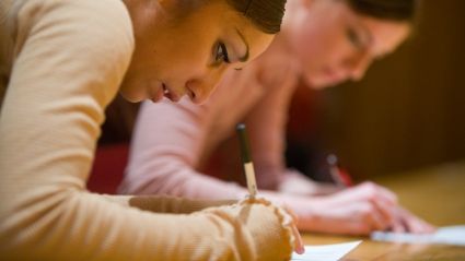 EDU. RO. Evaluarea Naţională 2016. Baremul şi subiectele la Matematică, publicate pe edu.ro