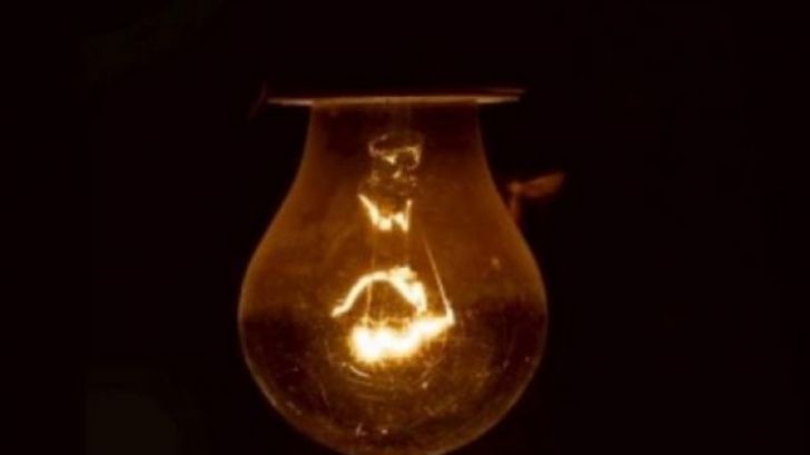 Bucureştenii, fără curent electric timp de nouă ore. Care sunt zonele afectate