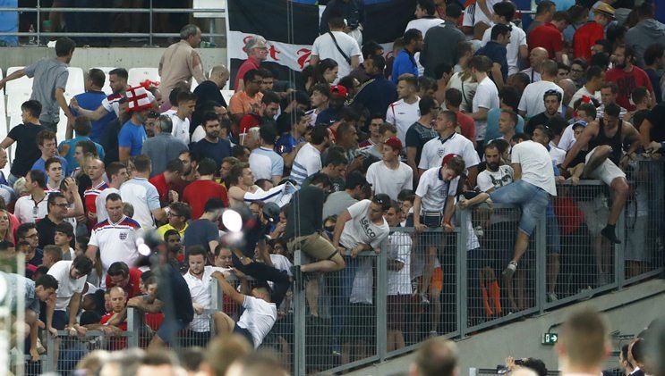 Mărturia unui huligan din Rusia. Cine sunt bătăușii ruși de la EURO 2016. "Englezii sunt niște fete"