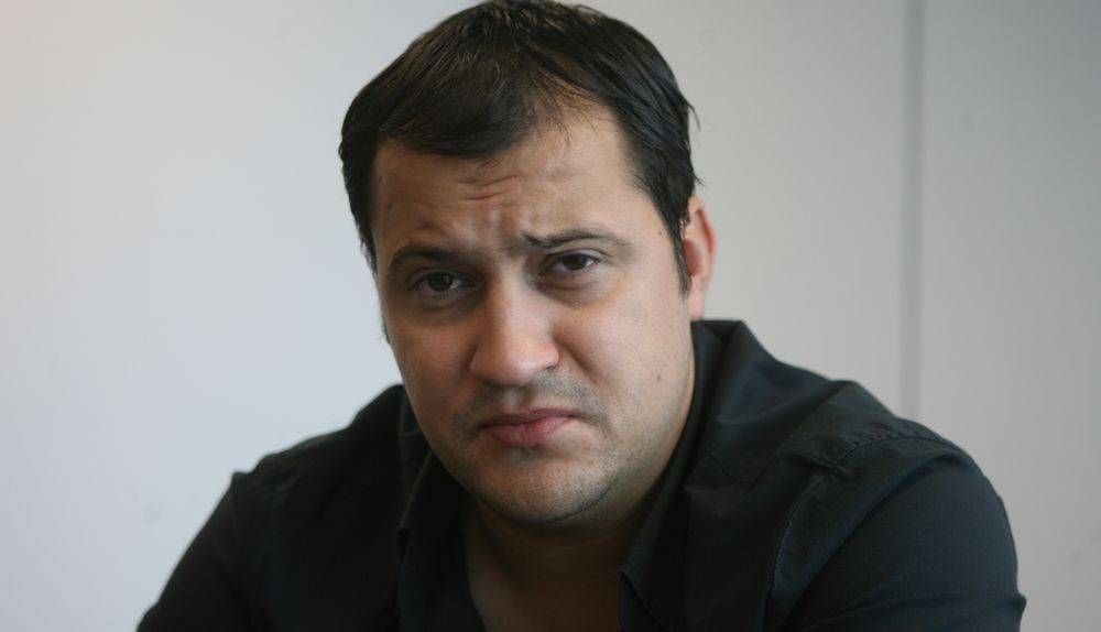 Șerban Huidu, amendat cu 600 de lei după ce a postat o poză cu buletinul de vot pe Facebook